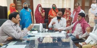 Problem of drinking water, siege of superintending engineer