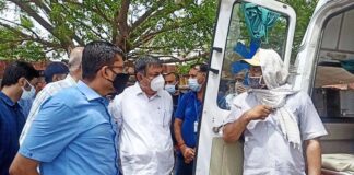 Collector reached Urmul Circle, inspected Vaccination on Wheels