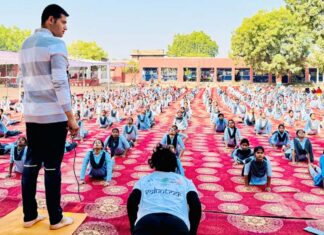 1.28 crore people did Surya Namaskar together, it is said to be a world record.