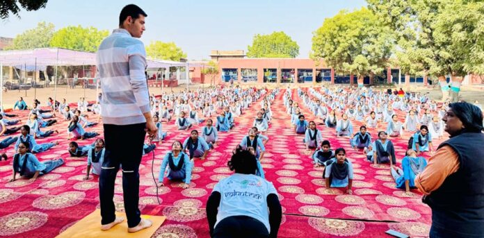 1.28 crore people did Surya Namaskar together, it is said to be a world record.