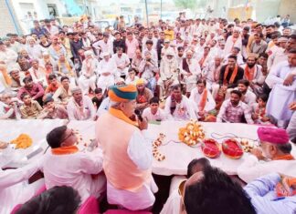 BJP candidate Arjunram Meghwal's public relations in Khajuwala villages